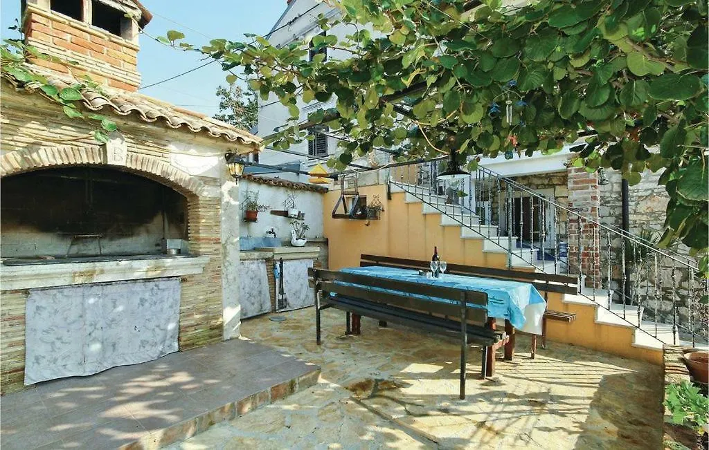 Mugeba 3 bedroom accommodation Poreč 0*,  Kroatien